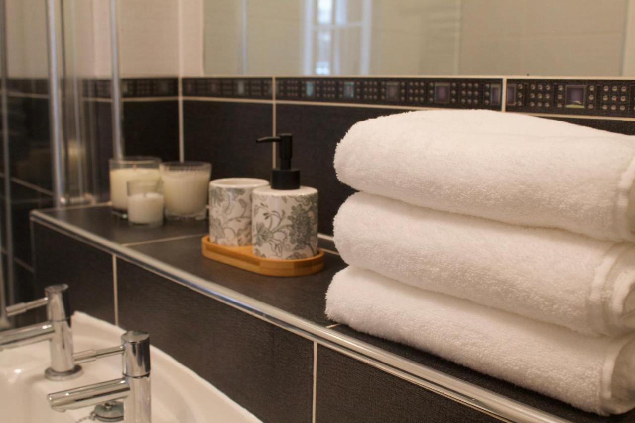 Lovely 1 Bed Flat In Stockbridge, Near Edinburghs City Centre ภายนอก รูปภาพ